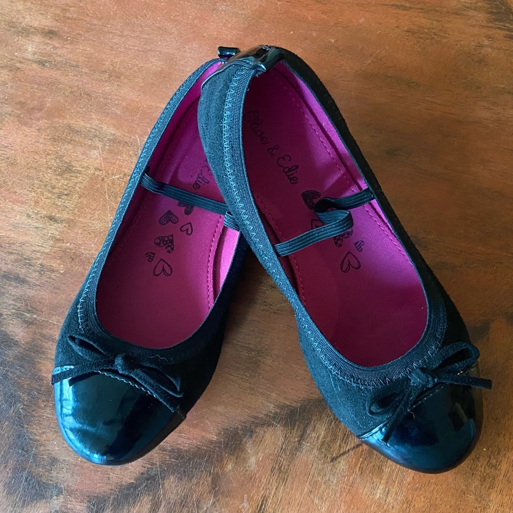 Black Ballet Style Flats